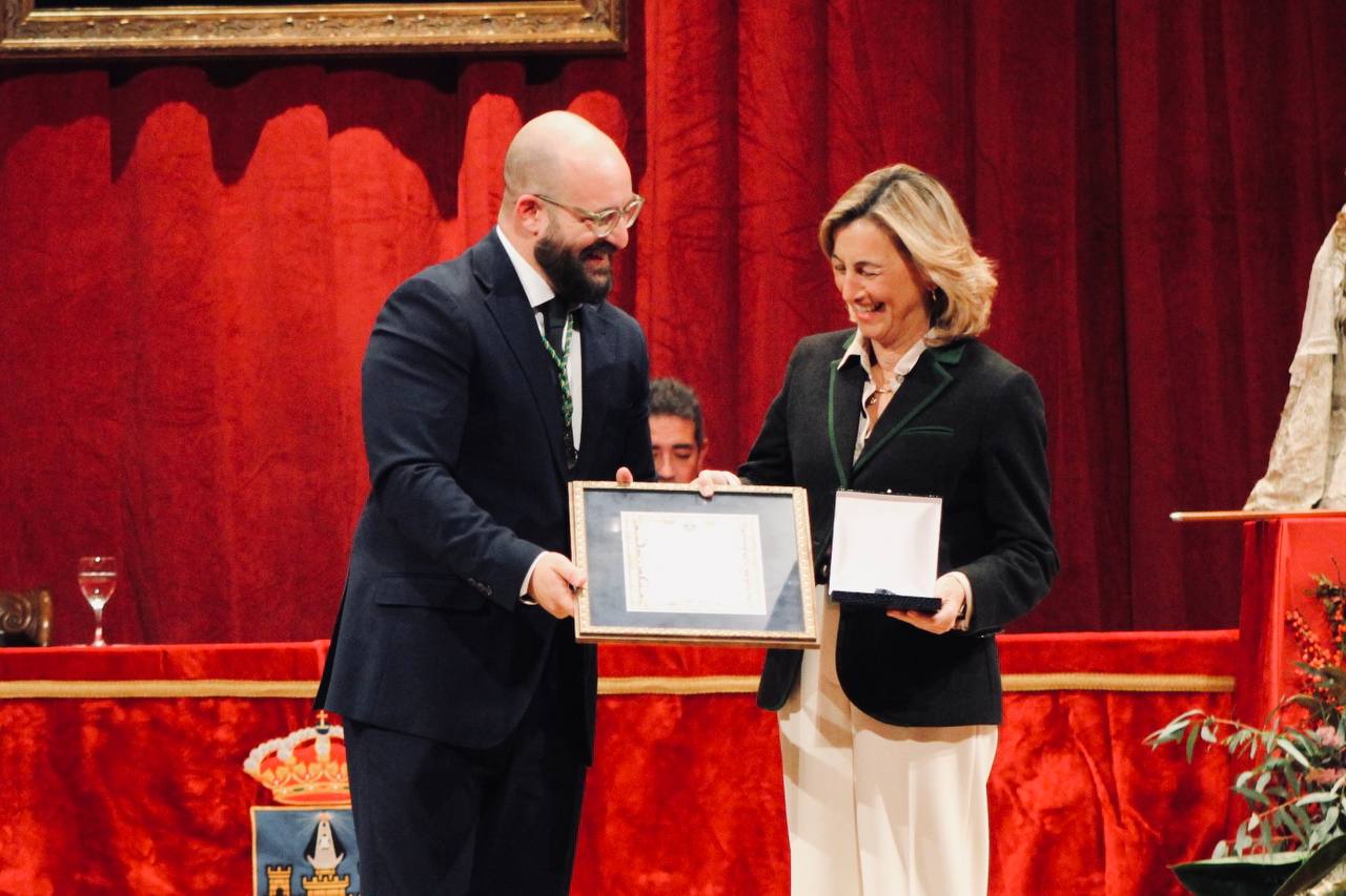 Medalla de Oro al Colegio Guadalete Grazalema (1)