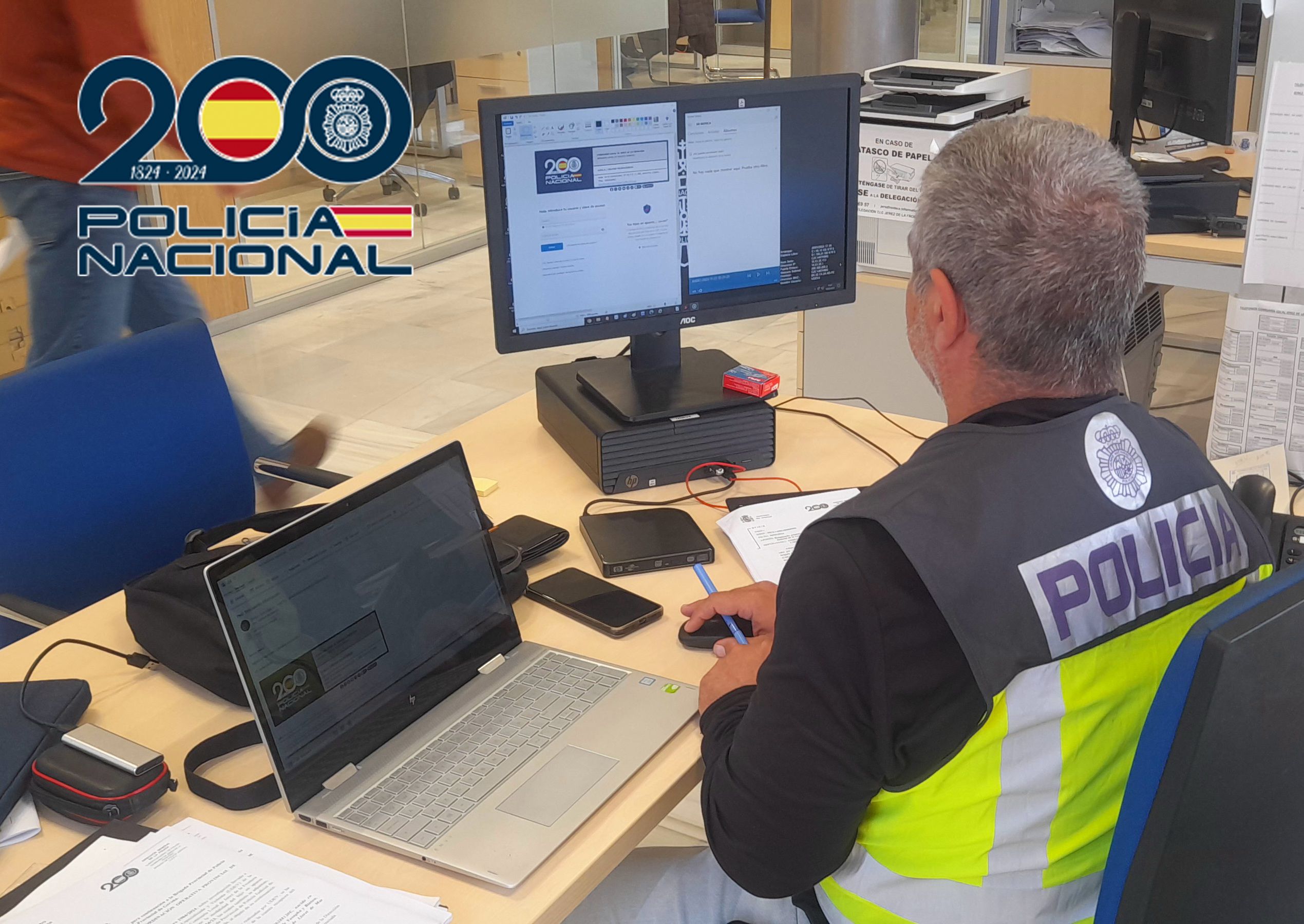 La Policía Nacional ha detenido a una ciber estafadora de Jerez.