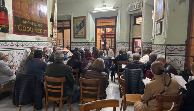 Imagen de la presentación en El Puerto del libro de Jesús Abelenda.