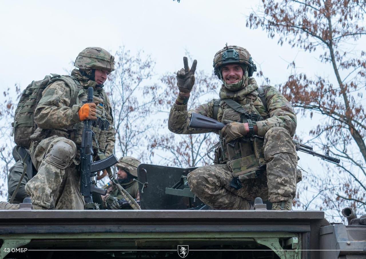 Soldados en la guerra en Ucrania, en una imagen del Ministerio de Defensa ucranio.