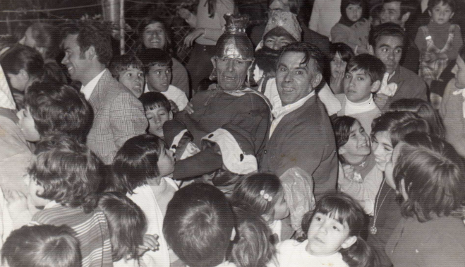 Foto compartida en redes sociales de una Cabalgata de Reyes Magos en La Granja. 