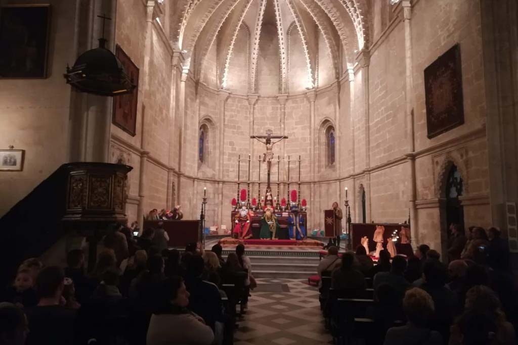 Imagen de archivo de los Reyes Magos en la iglesia de San Juan de los Caballeros. 