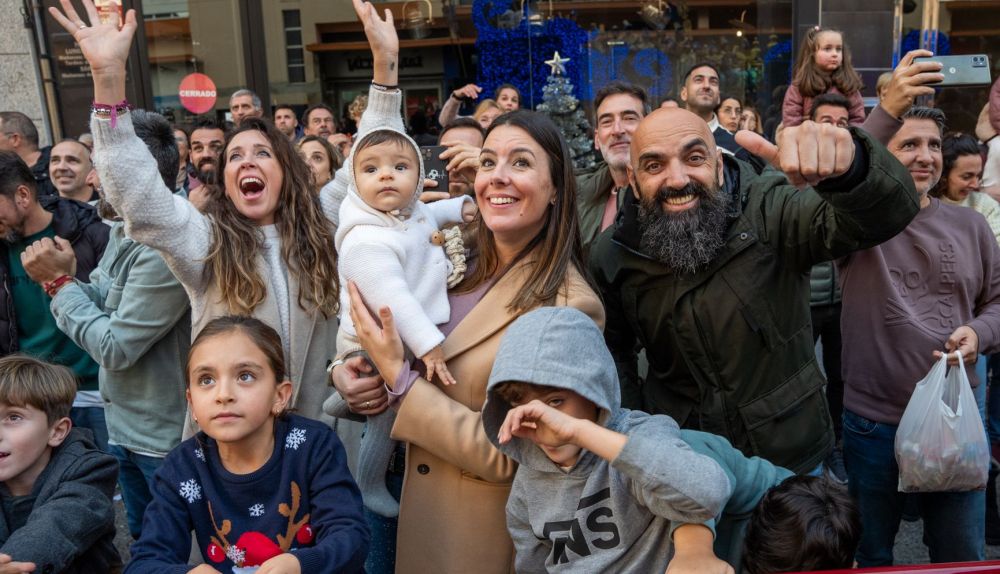 La Cabalgata de Reyes Magos de 2025 de Cádiz, en imágenes.