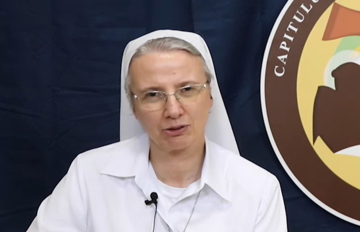 Sor Simona Brambilla, primera mujer 'ministra' en el Vaticano. 