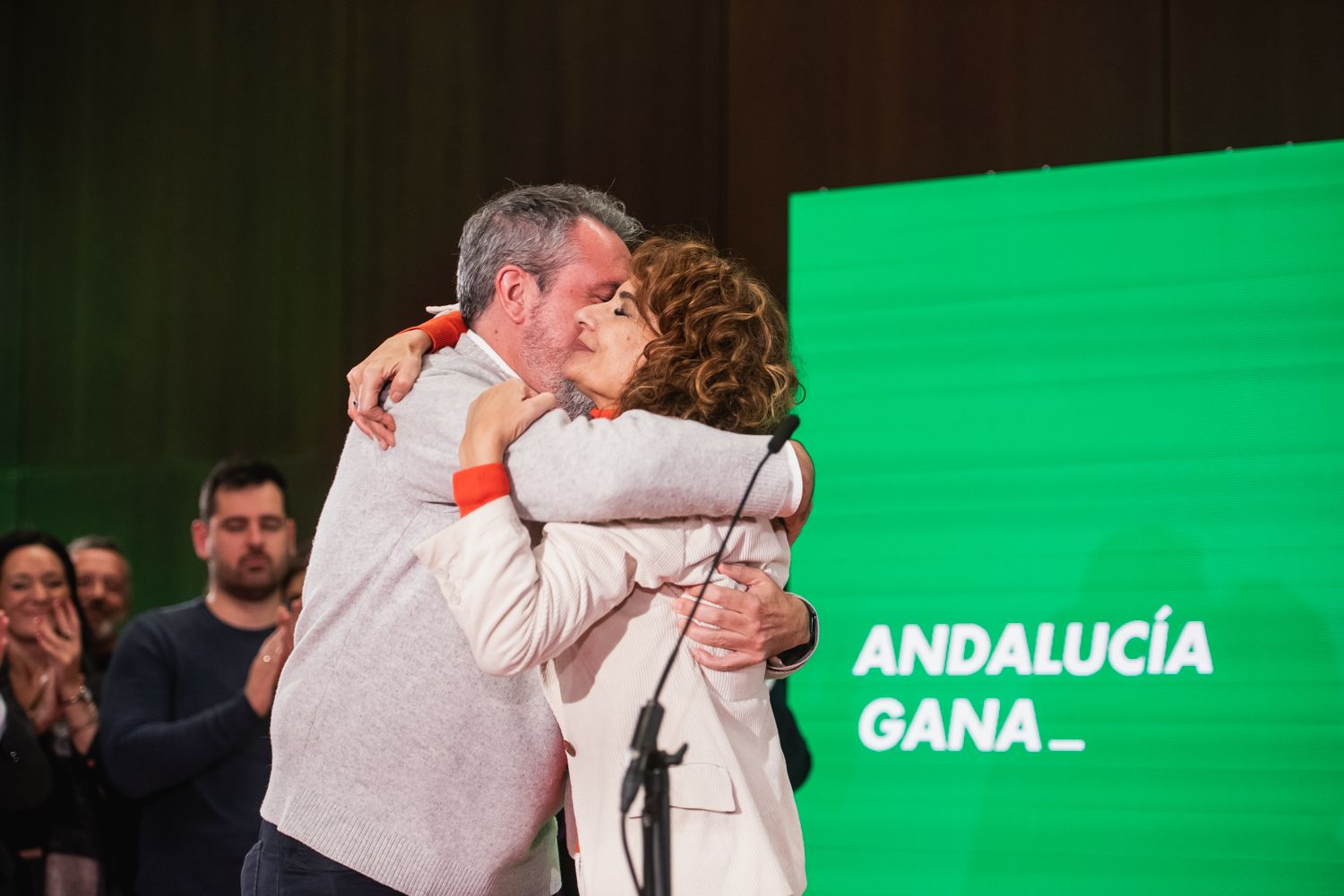 El acto de María Jesús Montero para anunciar su candidatura a dirigir el PSOE andaluz, en imágenes.