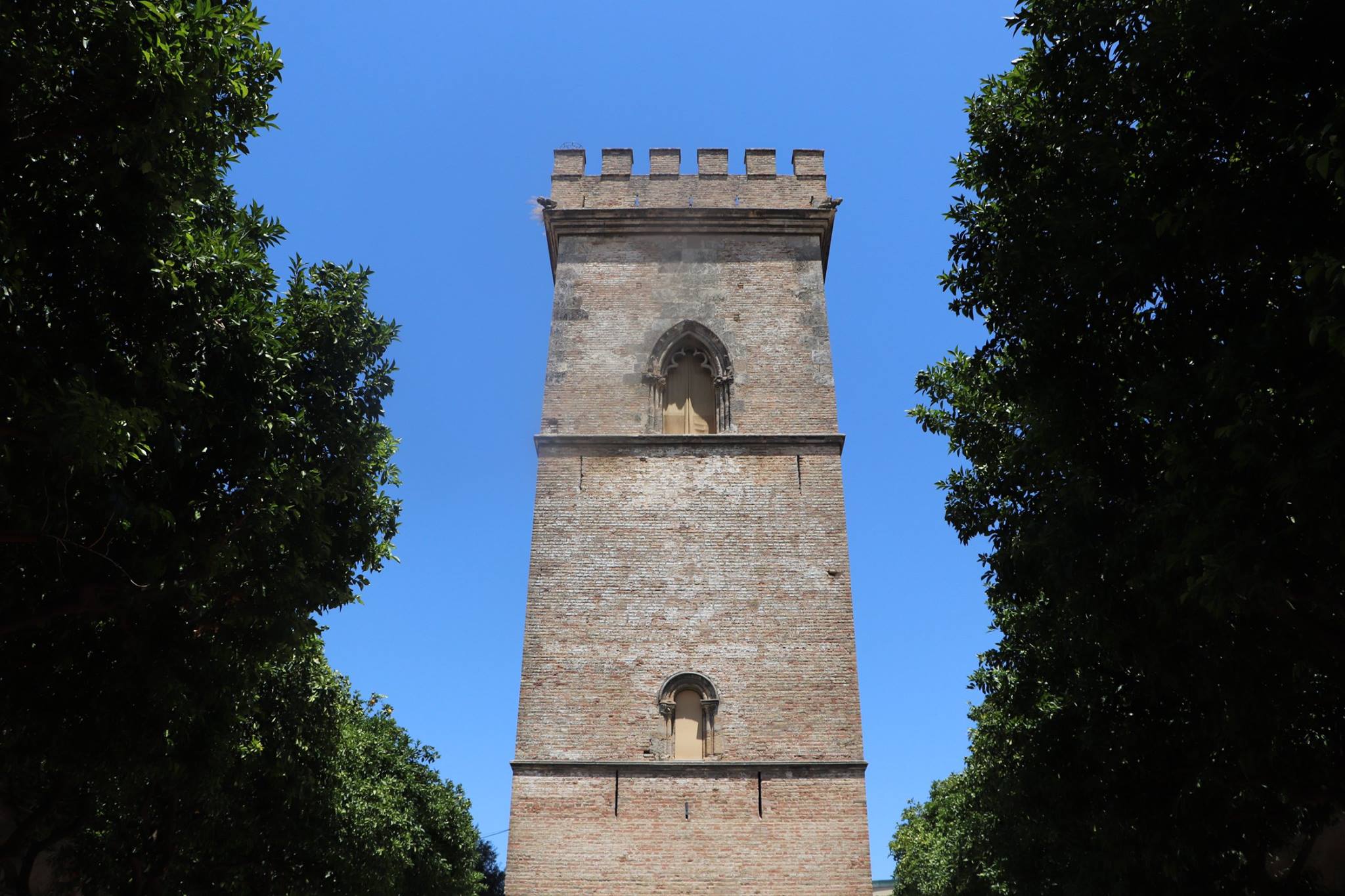 Torre de Don Fadrique dede el interior del Convento de Santa Clara. FOTO: R.S. 