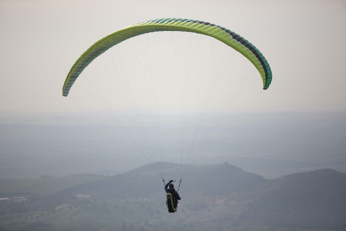 Un parapente en una fotografía de archivo.