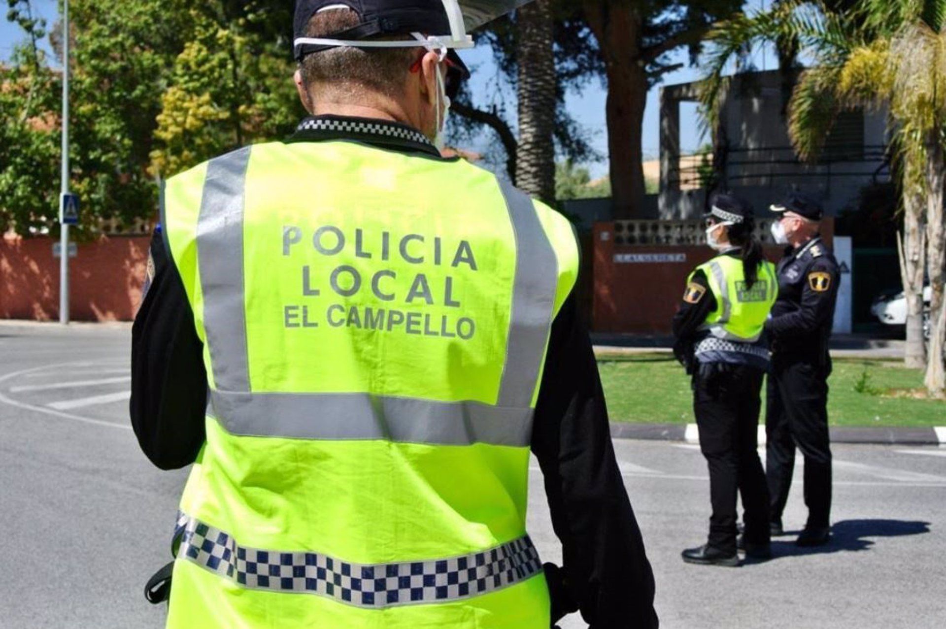 La Policía Local de la localidad alicantina de El Campello, donde un hombre se ha saltado una orden de alojamiento para encerrar a una mujer