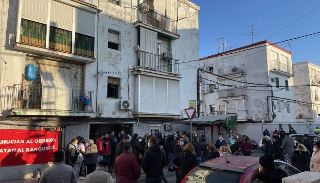 Paralyzed the eviction of a slum in San Juan, where a family has lived for 25 years